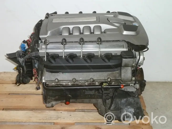 BMW 7 E38 Moteur 11007781488