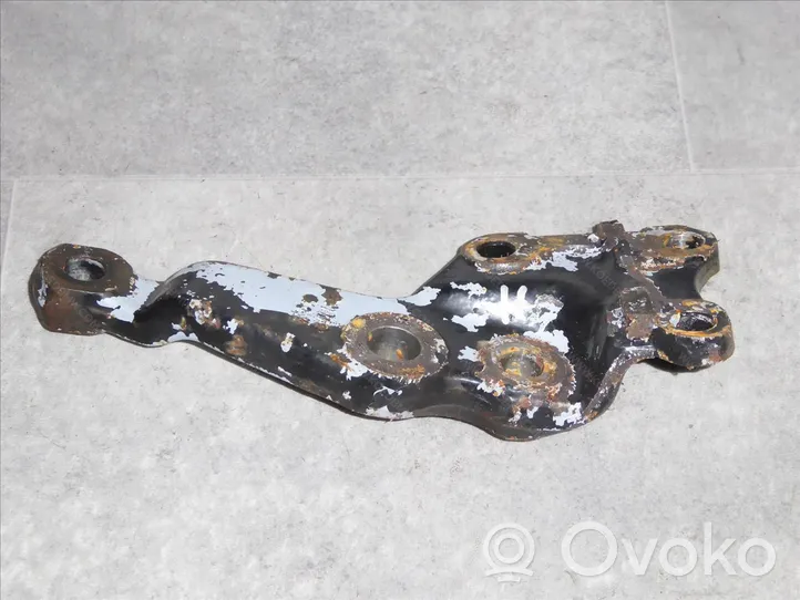 BMW 5 E34 Front lower control arm/wishbone 31131133558