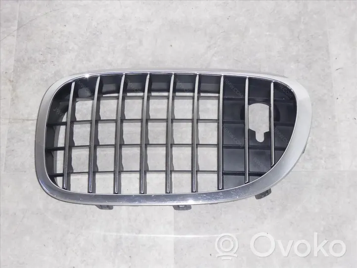 BMW 7 F01 F02 F03 F04 Maskownica / Grill / Atrapa górna chłodnicy 51137203197