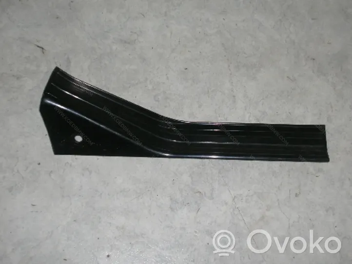 BMW 3 E36 Garniture de marche-pieds / jupe latérale 51478119264