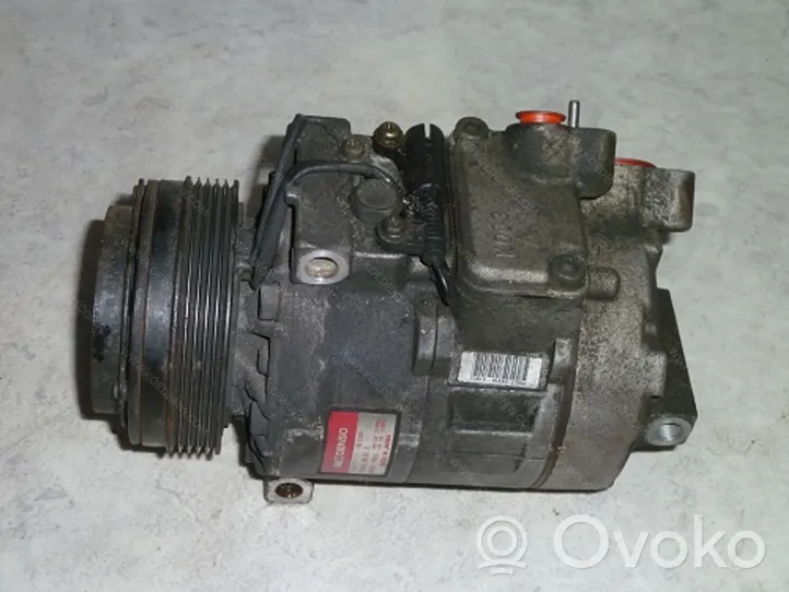 BMW 5 E39 Ilmastointilaitteen kompressorin pumppu (A/C) 64526914370