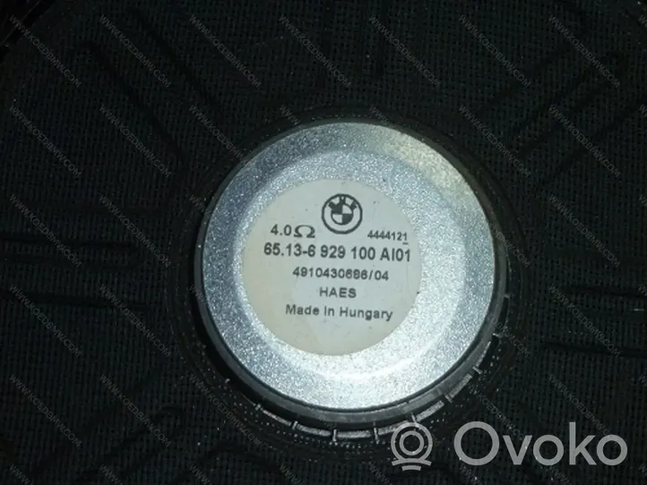 BMW X3 E83 Garsiakalbis panelėje 65136990102