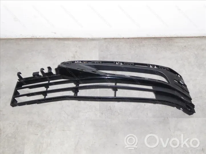 BMW 5 G30 G31 Paraurti anteriore 51117385277