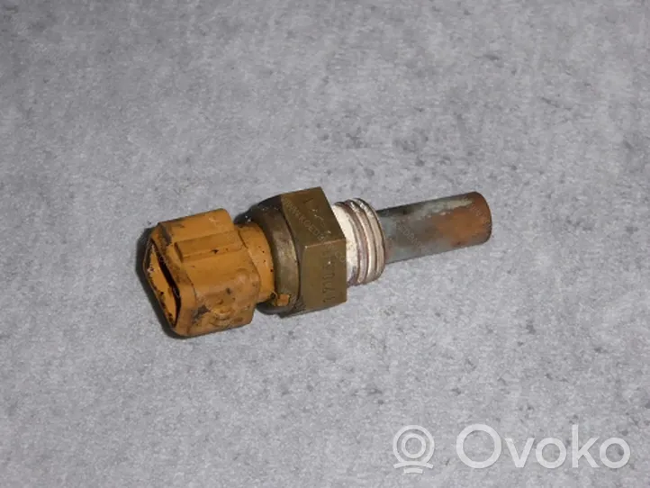 BMW 5 E34 Sonde de température de liquide de refroidissement 12621710511