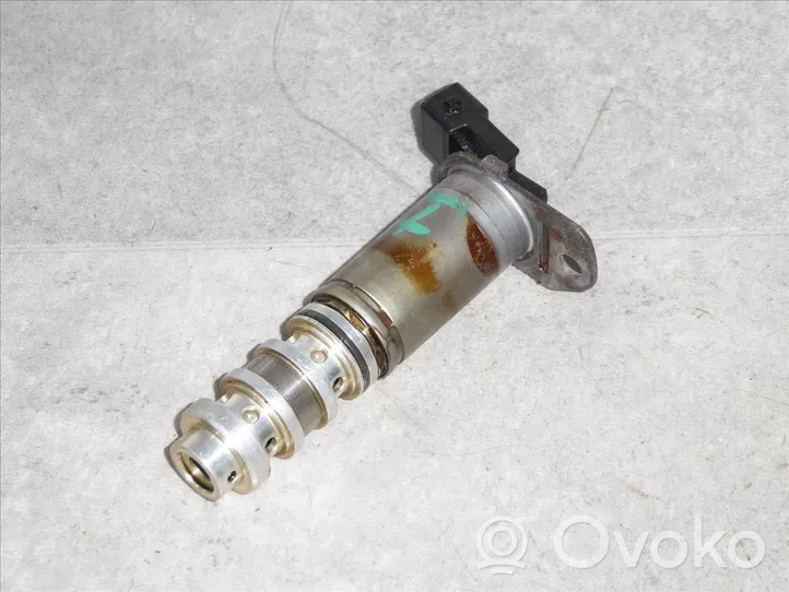 BMW 7 F01 F02 F03 F04 Inna część głowicy cylindra 11368605123