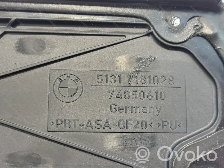 BMW 3 E90 E91 Copertura del rivestimento bagagliaio/baule 51317181028