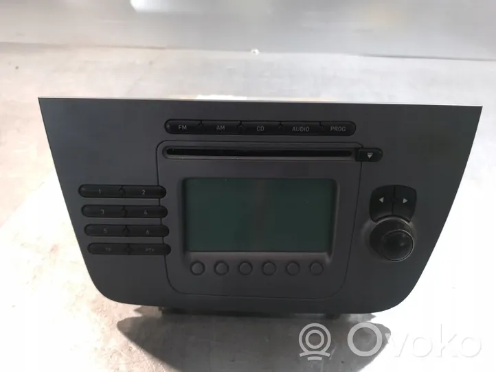 Seat Altea Panel / Radioodtwarzacz CD/DVD/GPS 5P103515247V