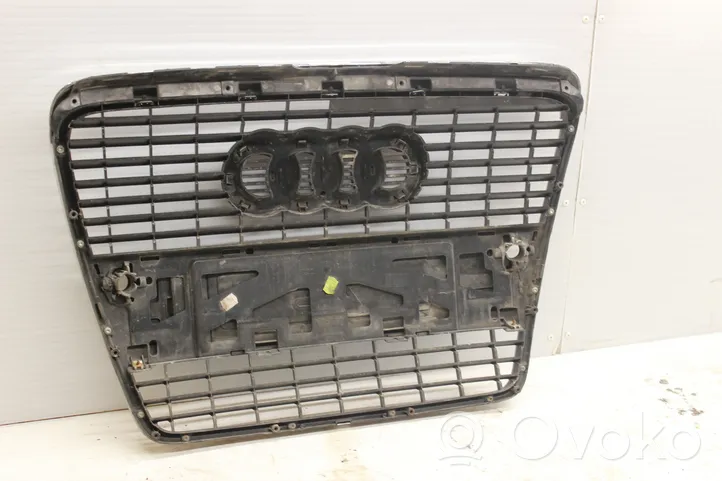 Audi A6 S6 C6 4F Grille calandre supérieure de pare-chocs avant 4F0853651