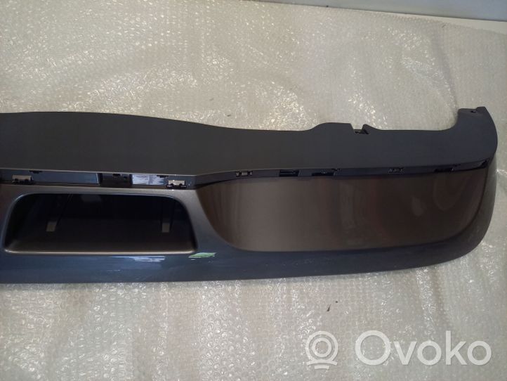 Suzuki Vitara (LY) Moldura inferior del parachoques trasero 7187186R