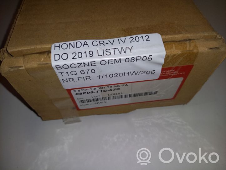 Honda CR-V Listwa drzwi przednich 08P05T1G670