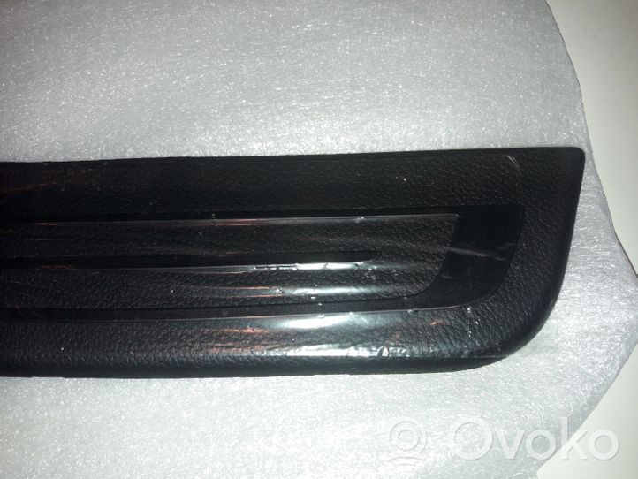 Hyundai i30 Garniture de marche-pieds arrière 85888A6000RY