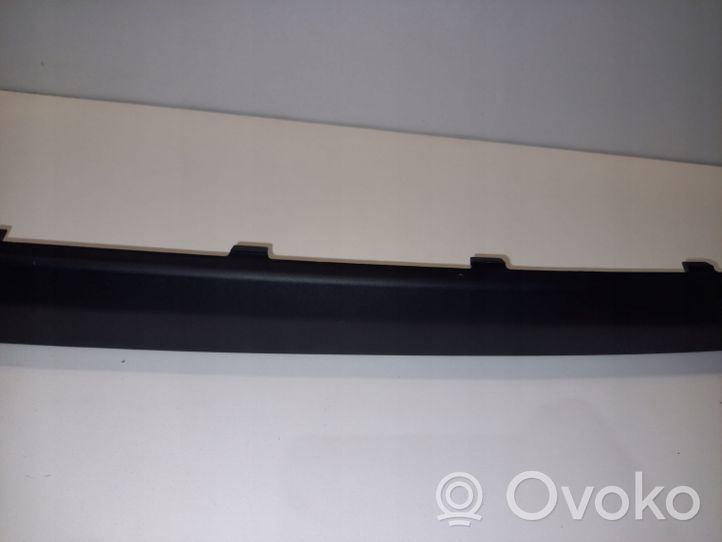 Hyundai Getz Moldura embellecedora de la barra del amortiguador trasero X866231C000