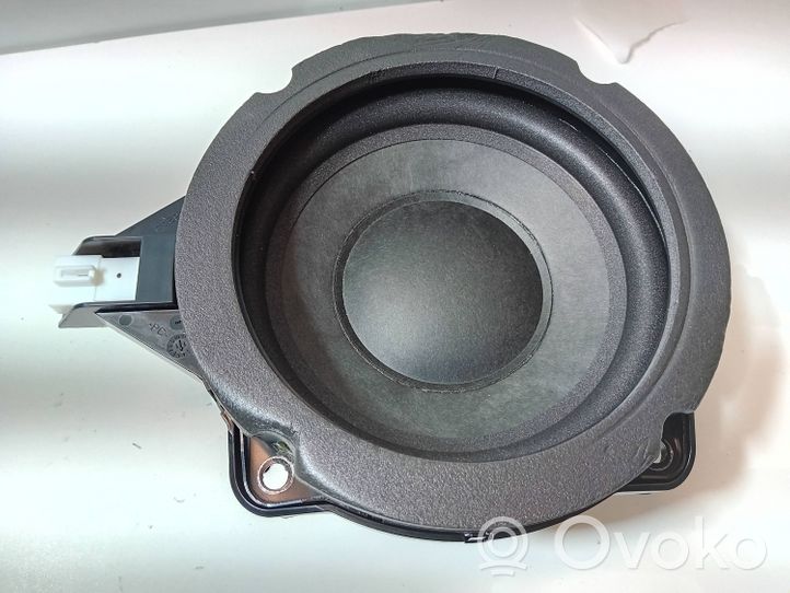 Hyundai i40 Subwoofer-bassokaiutin 963803Z200