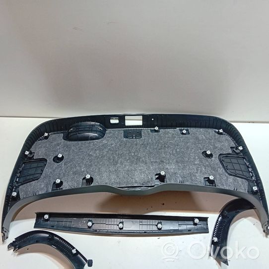 KIA Sorento Obere Heckklappen-/Kofferraumabdeckung 81740C5000