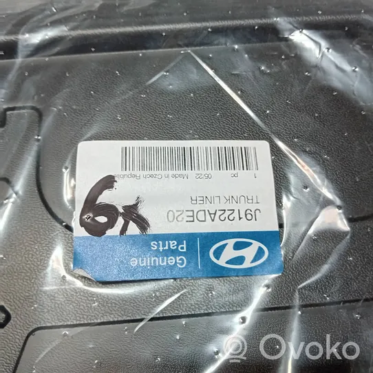 Hyundai Kona I Tavaratilan pohjan kumimatto J9122ADE20