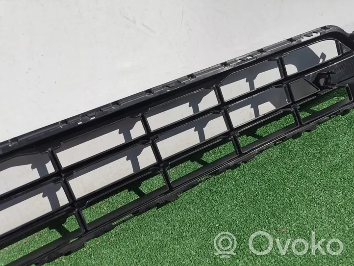 Volvo XC60 Front bumper lower grill 32234933