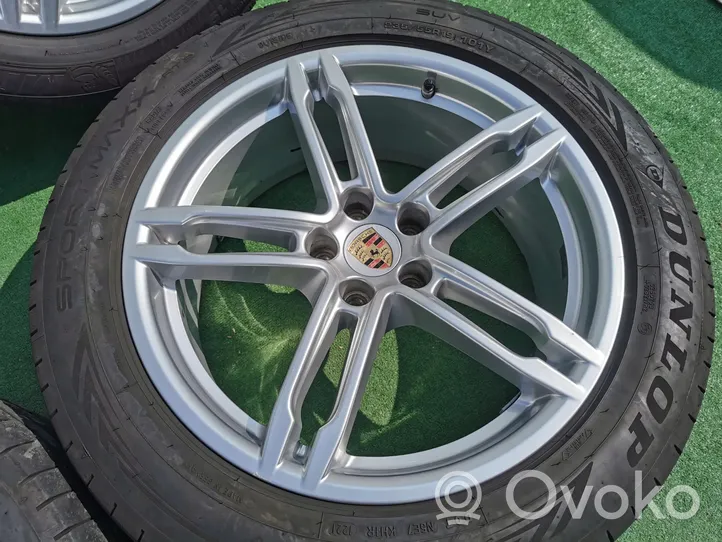 Porsche Macan R19 alloy rim 