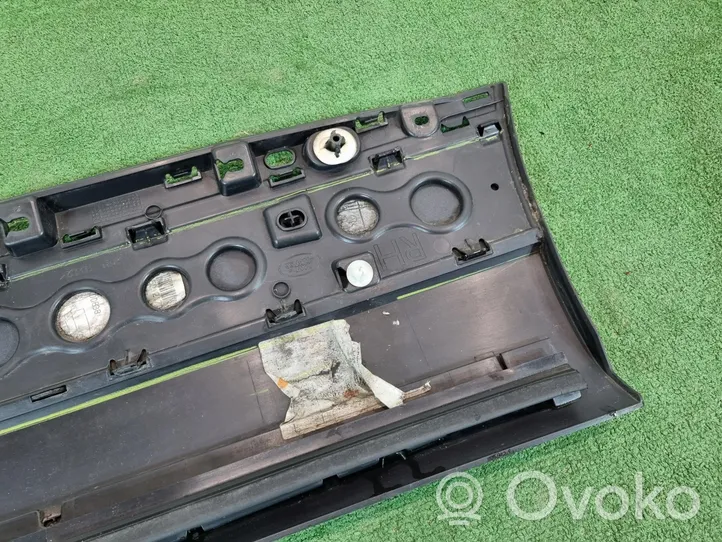 Land Rover Range Rover L405 Takaoven lista (muoto) CK52