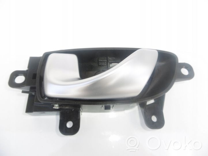 Infiniti Q50 Rivestimento della maniglia interna per portiera posteriore 