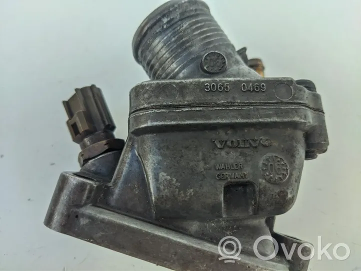 Volvo XC90 Boîtier de thermostat / thermostat 30650469