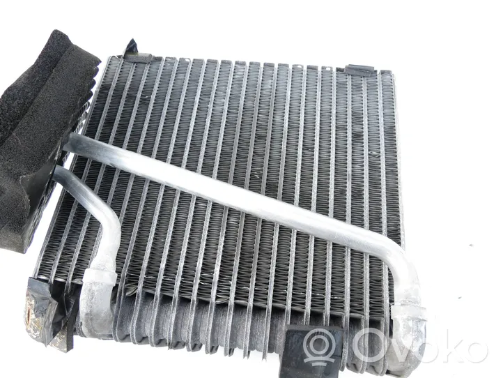 Audi Q7 4L Radiateur de chauffage 7L0820102M