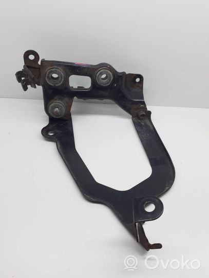 Subaru Outback (BS) Supporto pompa ABS 