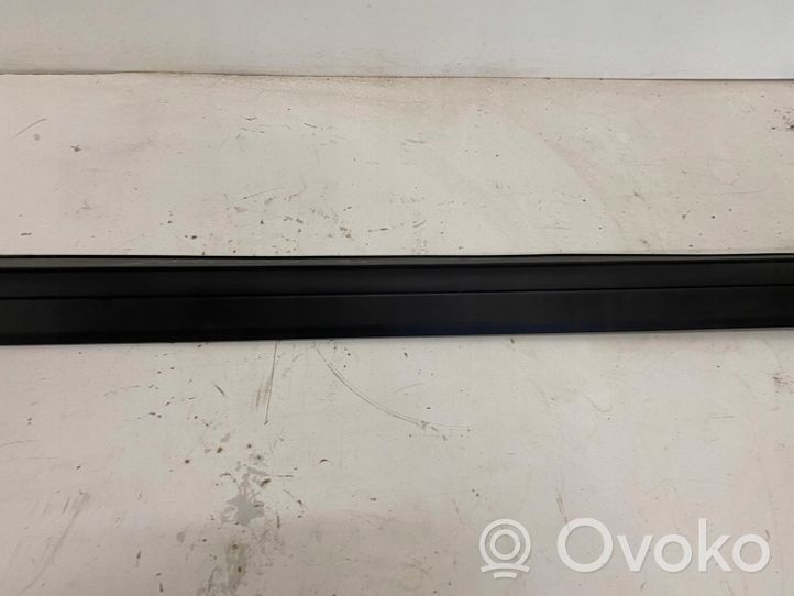 KIA Sorento Rivestimento del sottoporta delle minigonne laterali 870751-P2000