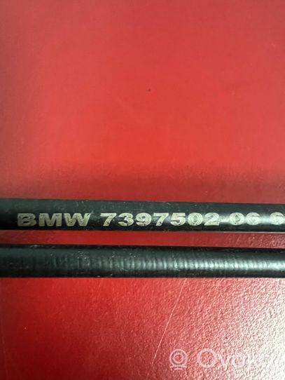 BMW X3 G01 Linka zamka pokrywy przedniej / maski silnika 7397502