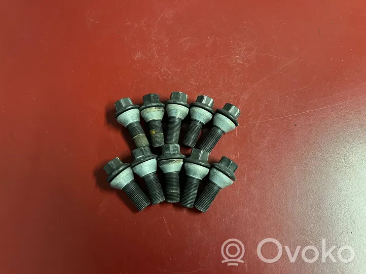 BMW X6 G06 Nuts/bolts 6795153