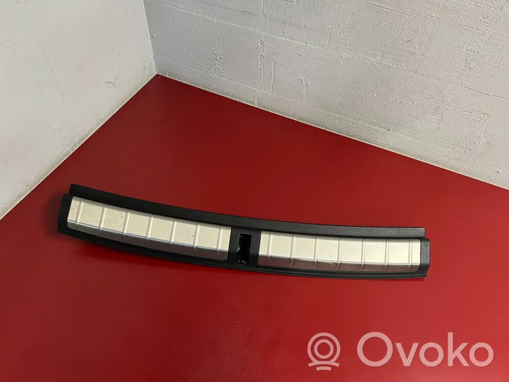 BMW X1 F48 F49 Rivestimento di protezione sottoporta del bagagliaio/baule 7413689