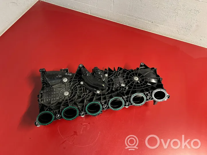 BMW X7 G07 Intake manifold 8647977