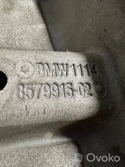 BMW X4 G02 Protección térmica del compartimento del motor 8579915
