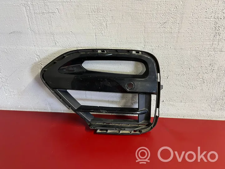 BMW X4 G02 Priešrūkinio žibinto apdaila/ grotelės 7463831