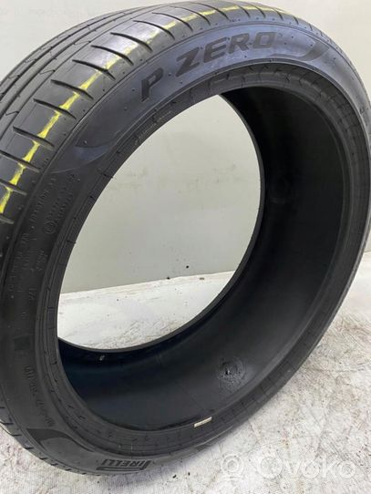 BMW X5 G05 R22 summer tire 