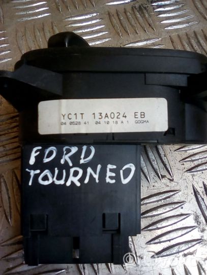 Ford Tourneo Interrupteur d’éclairage YC1T13A024