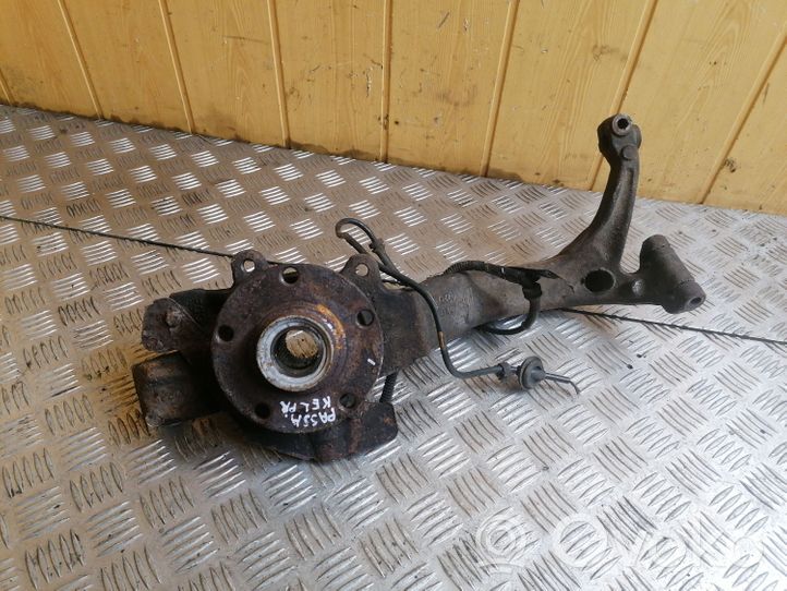 Volkswagen PASSAT B5 Front wheel bearing hub 