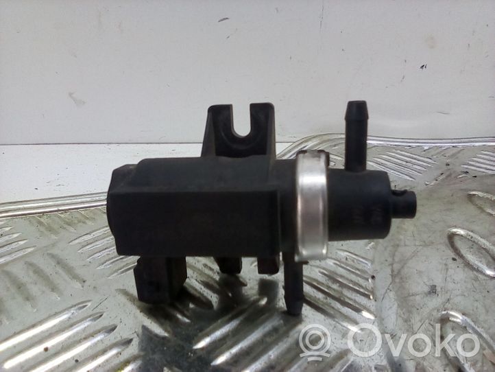 Volkswagen Bora Turboahtimen magneettiventtiili 72190370