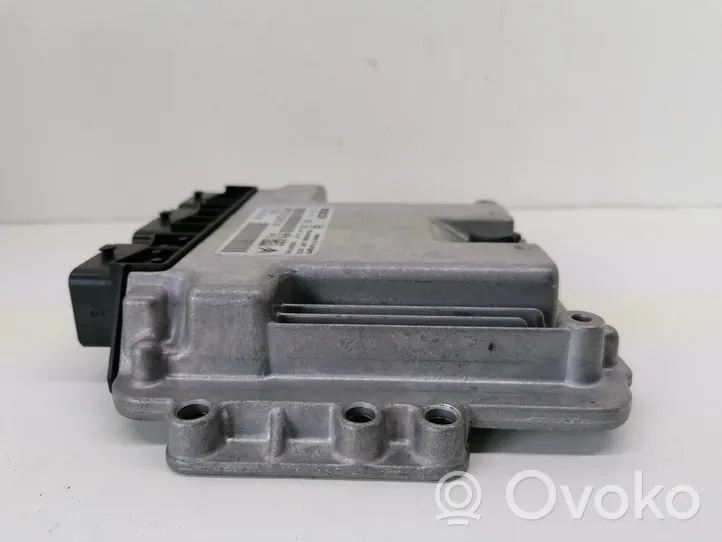 Citroen C5 Calculateur moteur ECU 0281011561