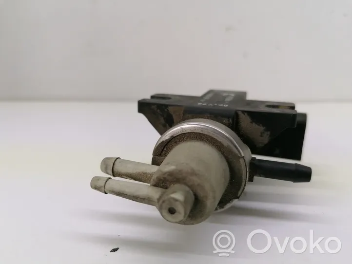 Volkswagen Bora Turbo solenoid valve 31100