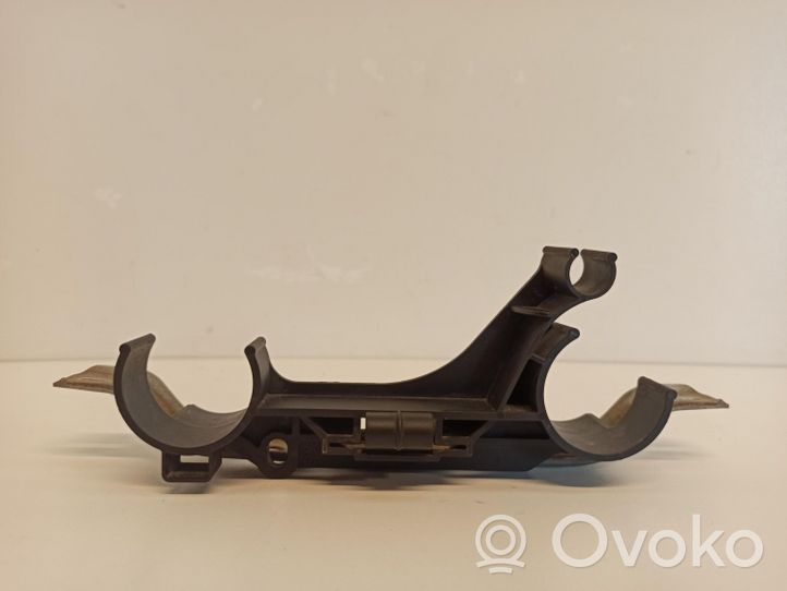 Porsche Boxster 982 Tubo flessibile del liquido di raffreddamento del motore 99710651502