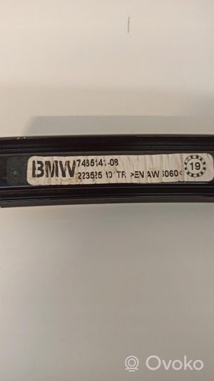 BMW 3 G20 G21 Takaoven lista (muoto) 7465141
