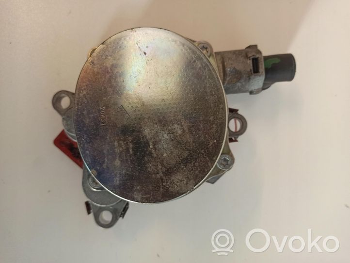 Opel Vivaro Vacuum pump 146500021R