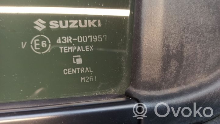 Suzuki Swift Porte arrière 