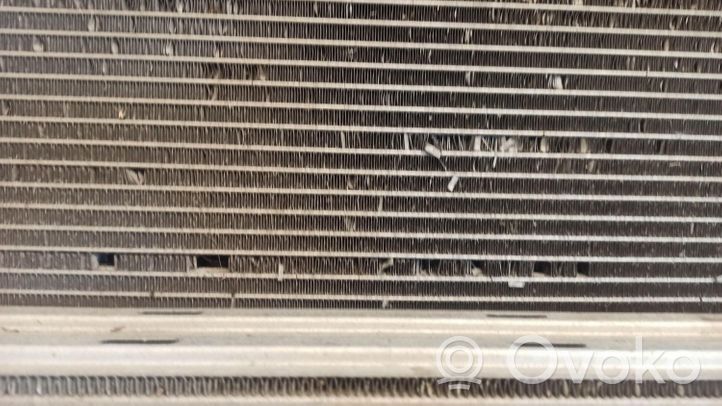 Volvo XC70 Radiateur de refroidissement 