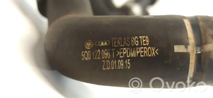 Volkswagen Tiguan Moottorin vesijäähdytyksen putki/letku 5Q0122096T