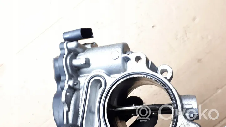 Audi A4 S4 B9 8W Clapet d'étranglement 05l128063D