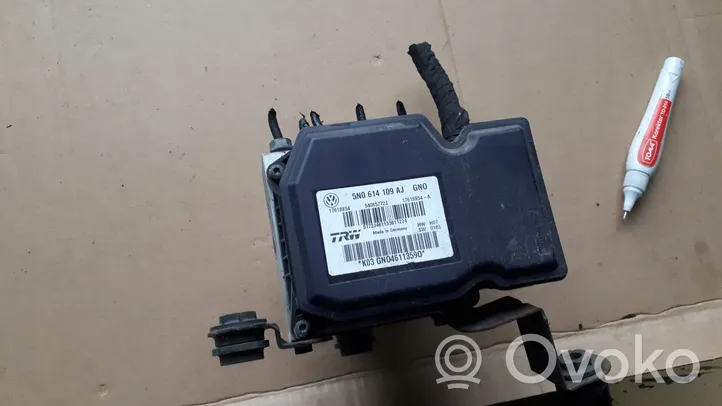 Audi Q3 8U ABS-pumppu 5N0614109AJ