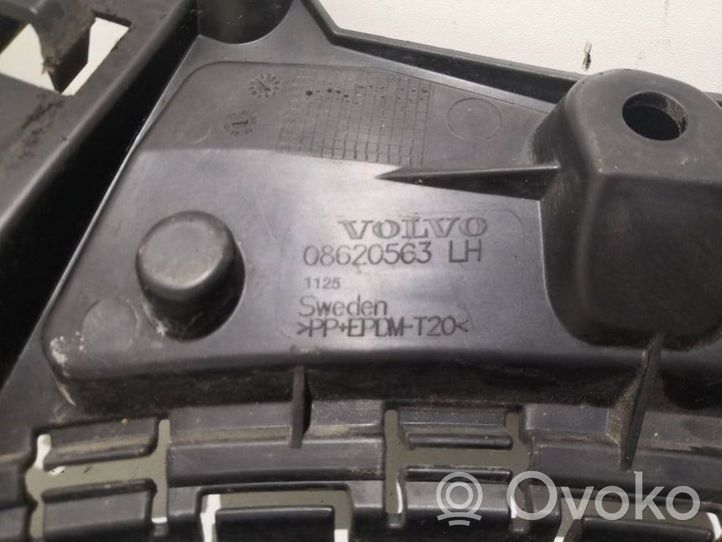 Volvo XC90 Front bumper mounting bracket 08620563