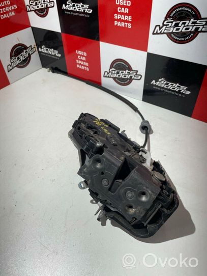 Volvo S40 Serratura portiera anteriore 30799333