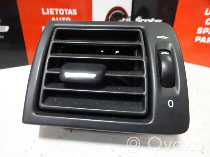 Volvo C70 Dashboard side air vent grill/cover trim 39870822